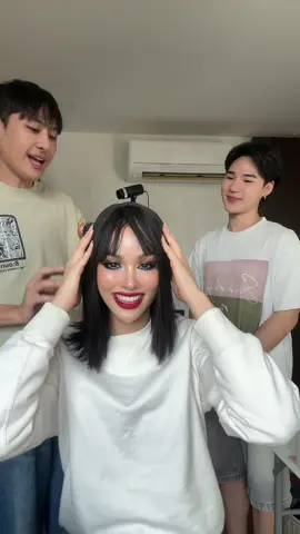 A post by @annasnga1011 on TikTok caption: แกงค์นี้เขาซัพพอร์ตเพื่อนเสมอ #แอนนาเสือ #annathethaiger #tiktokคนบันเทิง 