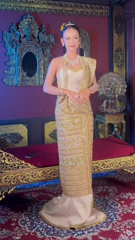 A post by @me_kansuda on TikTok caption: သိပ်ပြီးစိတ်ကူးမယဥ်ပါဘူး နည်းနည်းပါးပါးပေါ့🤭🤣🥹 #mekansuda #มีมีกัลย์สุดา #eieiaunghtunt 