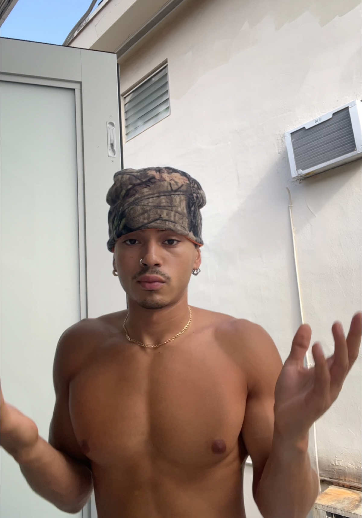 A post by @zachkshat on TikTok caption: ion know how 2 pose 