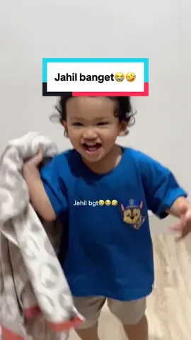 A post by @ibnuwardani on TikTok caption: Jahil banget🤣😭 @Lita🐣 @Alvarazka Antarsukha Wardani 