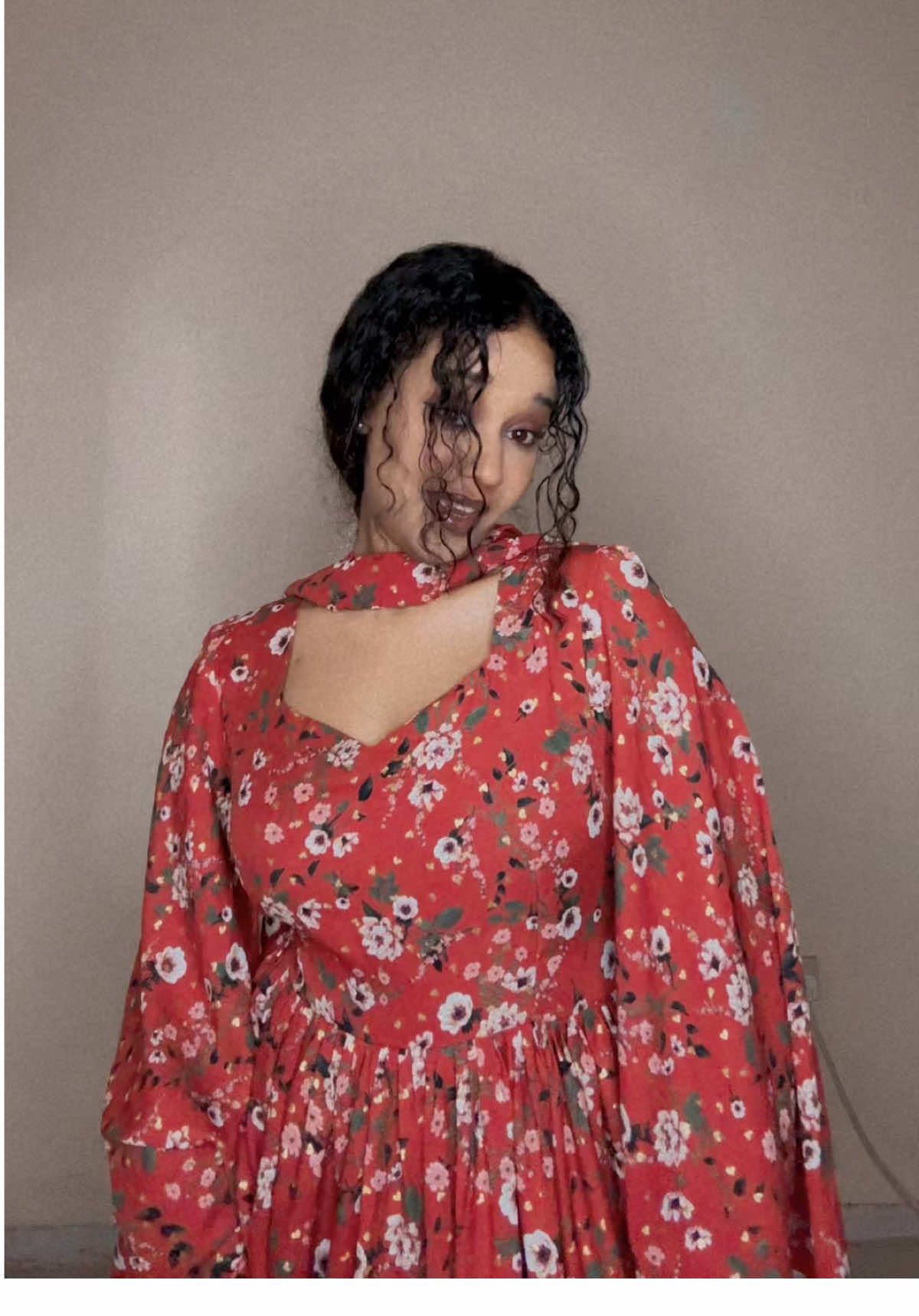 A post by @susu_liliy on TikTok caption: Jebena yelgnem #amharatiktok #bekover20 