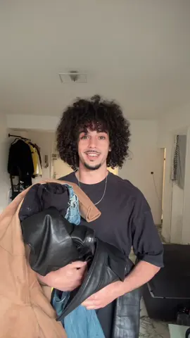 A post by @chamseddinee on TikTok caption: C’est pour ça j’invite que des fashions 