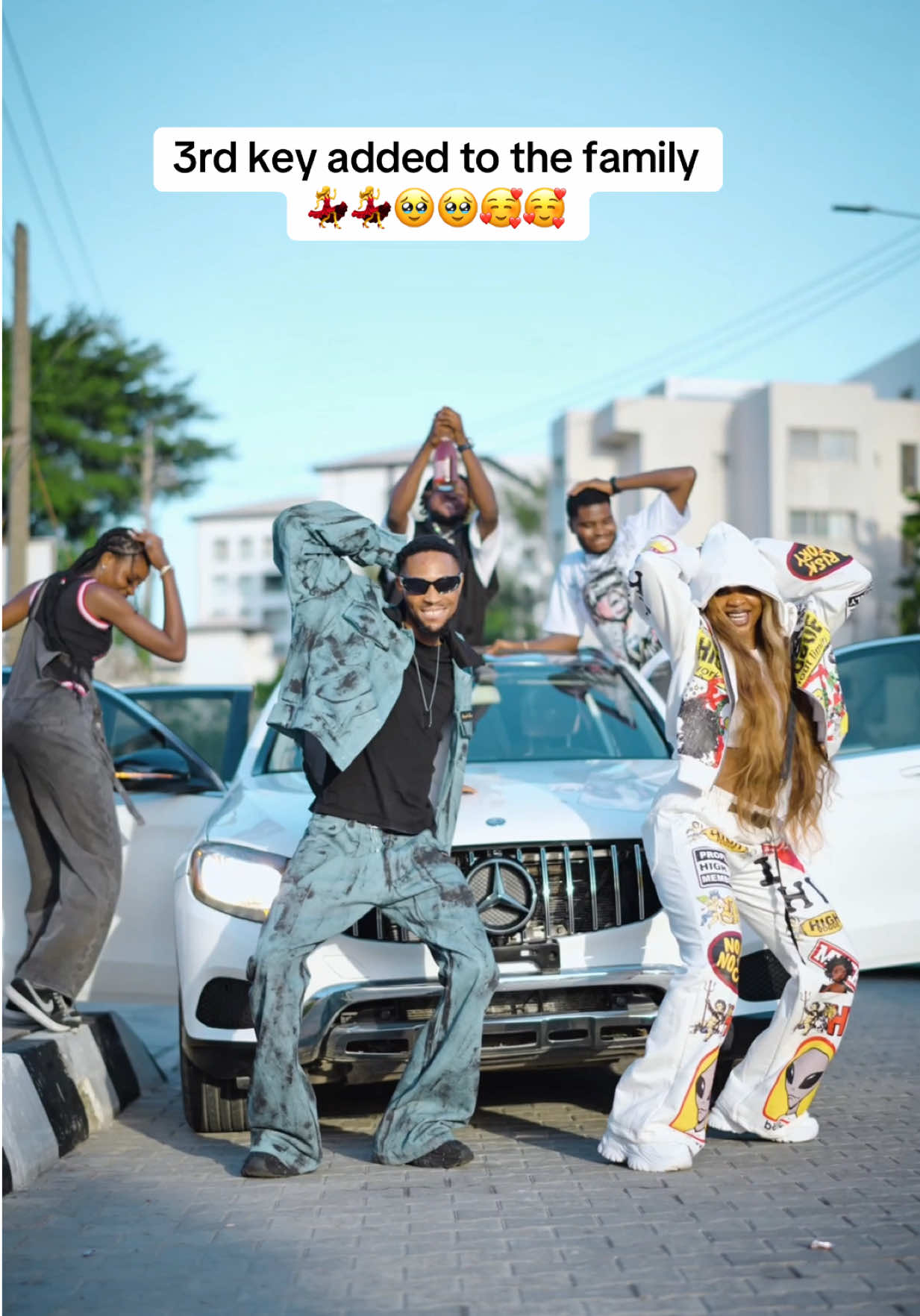 A post by @crispdal on TikTok caption: Another benzzzzz 😭🙌, CONGRATULATIONS MY BRO @ᴛᴏꜱᴋʏꜱᴍᴀꜱʜ🌓 , winnings chokeeeee !!! .. #crispdal #speedal #purplespeedy 
