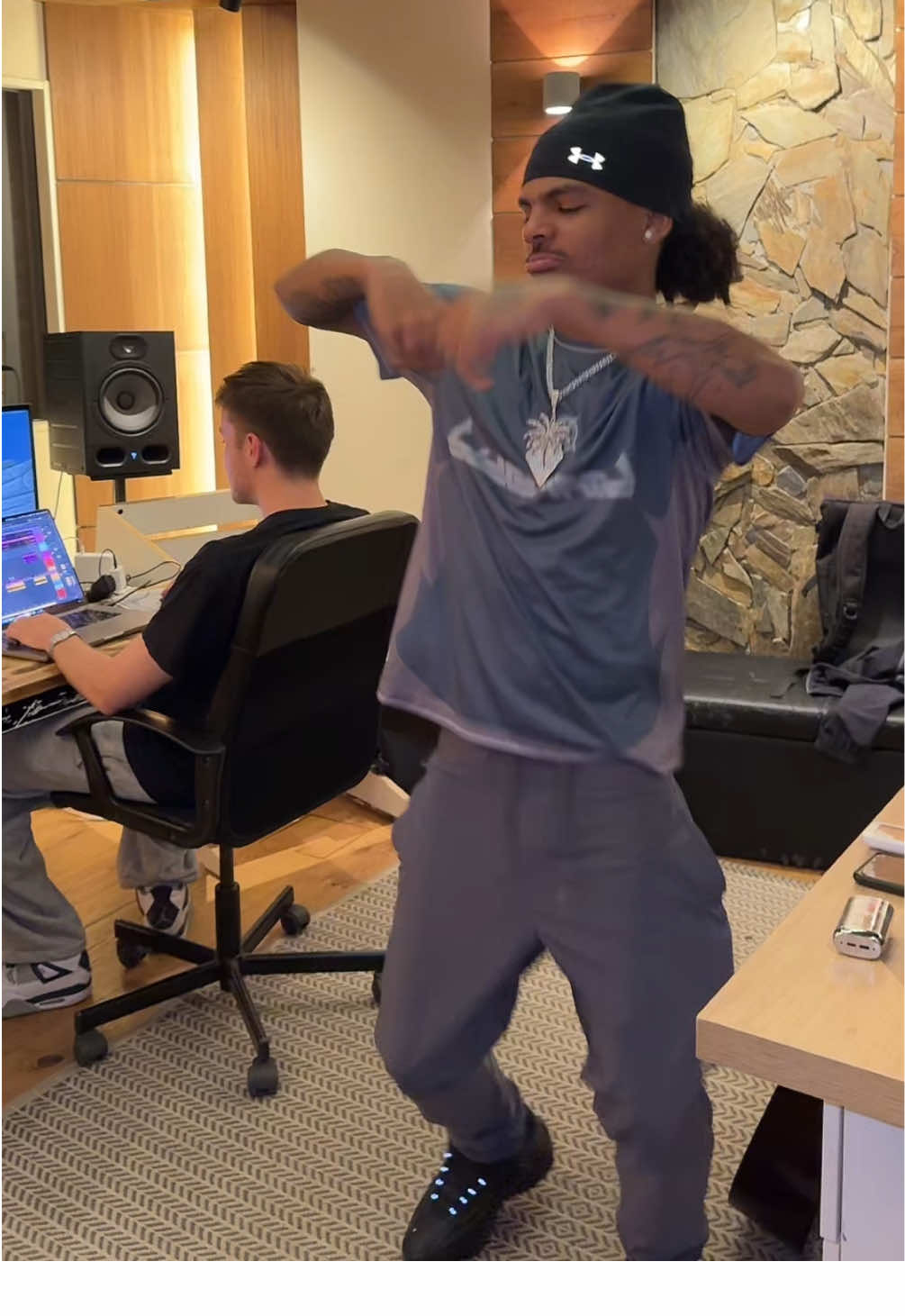 A post by @dadiontadit on TikTok caption: ENCOREEEEE 🗣️🔁🎉