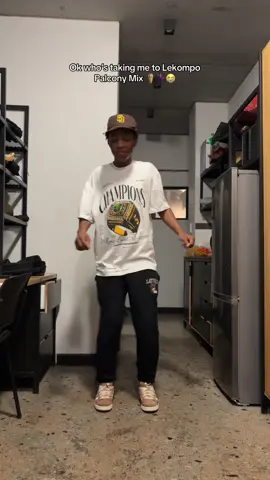 A post by @omaannn1 on TikTok caption: I think I’m ready 🤣🤣🤣🕺🏽🕺🏽🕺🏽 @LekompoBalconyMix #omaannn #bethakick #foryoupage #fyp #lekompo 