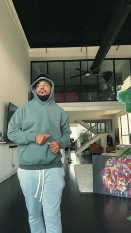 A post by @kraizay on TikTok caption: “Price on his head” out now🔥 #isaiahRobin 