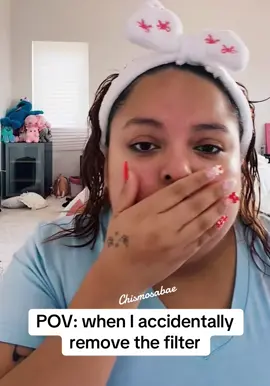 A post by @chismosabae on TikTok caption: #funny #relatable #meme #shawtybae #wendy #willito #amanda #ddg #jhonny #awareness #fyp #fupシ #fypシ゚viral #viaralsound #viralvideo #tiktok #chismosabae #parati #filtro #filter #immigrants #speakup #hot #gia #meche #trending #skincare #makeup #tutorial #bailes #hashtag #