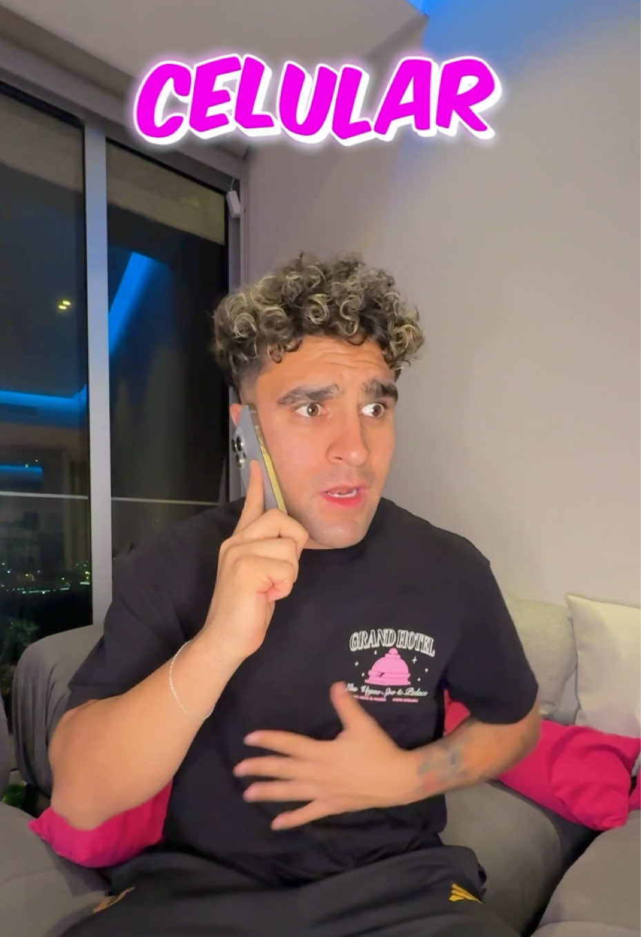 A post by @diosdadojuarez on TikTok caption: Ayudaaa otra vez perdi mi telefono😭 #HotSaleBodega @Bodega Aurrera 