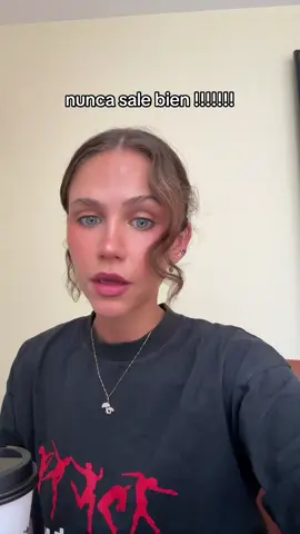 A post by @danigschulz on TikTok caption: estoy malita 
