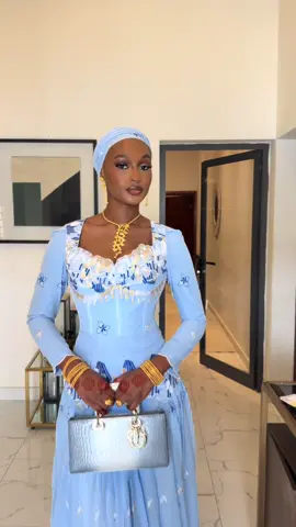 A post by @rimksow2 on TikTok caption: Bonne fête🫶 la patronne #couture  ##rimk🪡