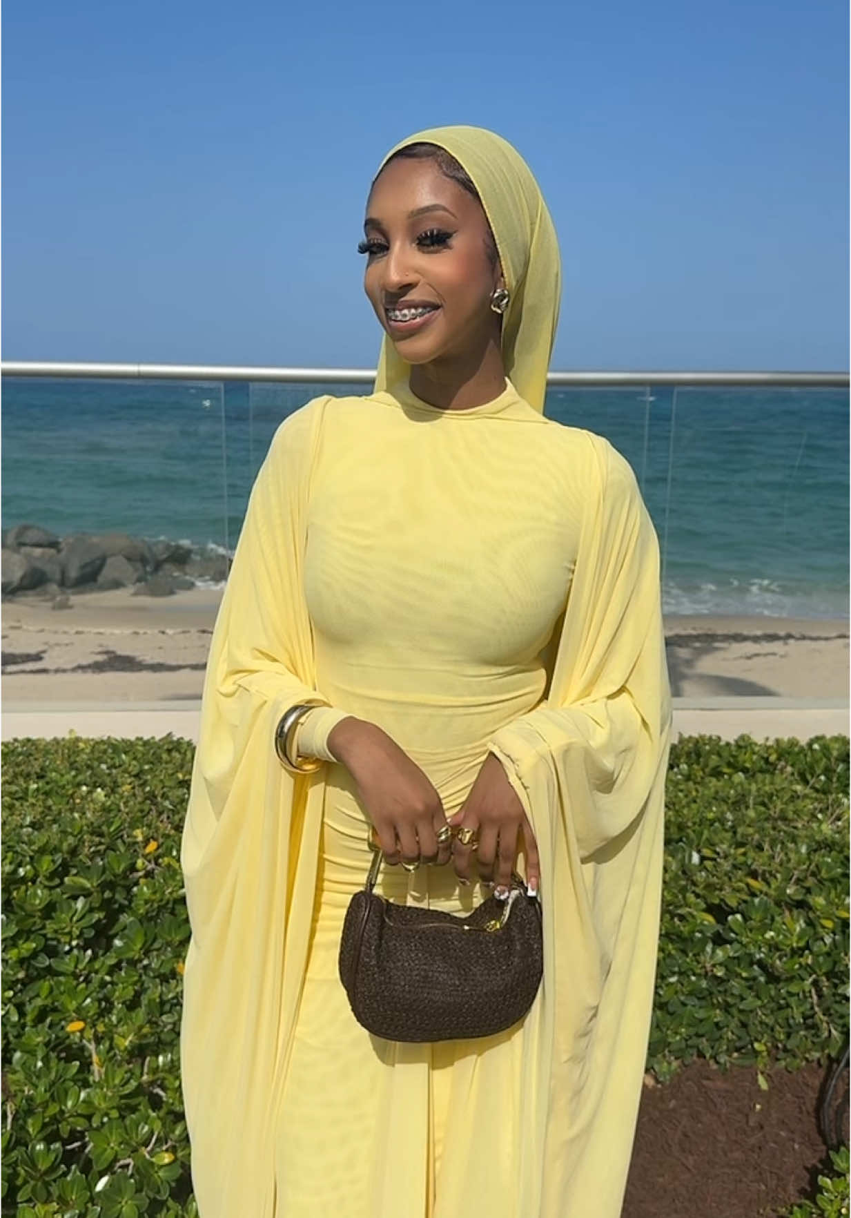 A post by @yrmandaa on TikTok caption: Eid Mubarak 💛🥰