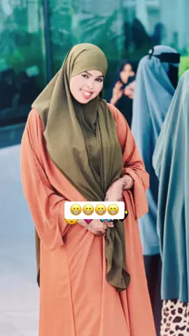 A post by @hibokeepgoing on TikTok caption: #teamdhadheer😅😅👍 #gabardheer💃 #😁😁free gabyasha 