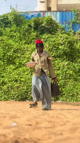 A post by @diopnostress1 on TikTok caption: Kouné Sénégal nékhoul amo connexion 😂🥰🇸🇳