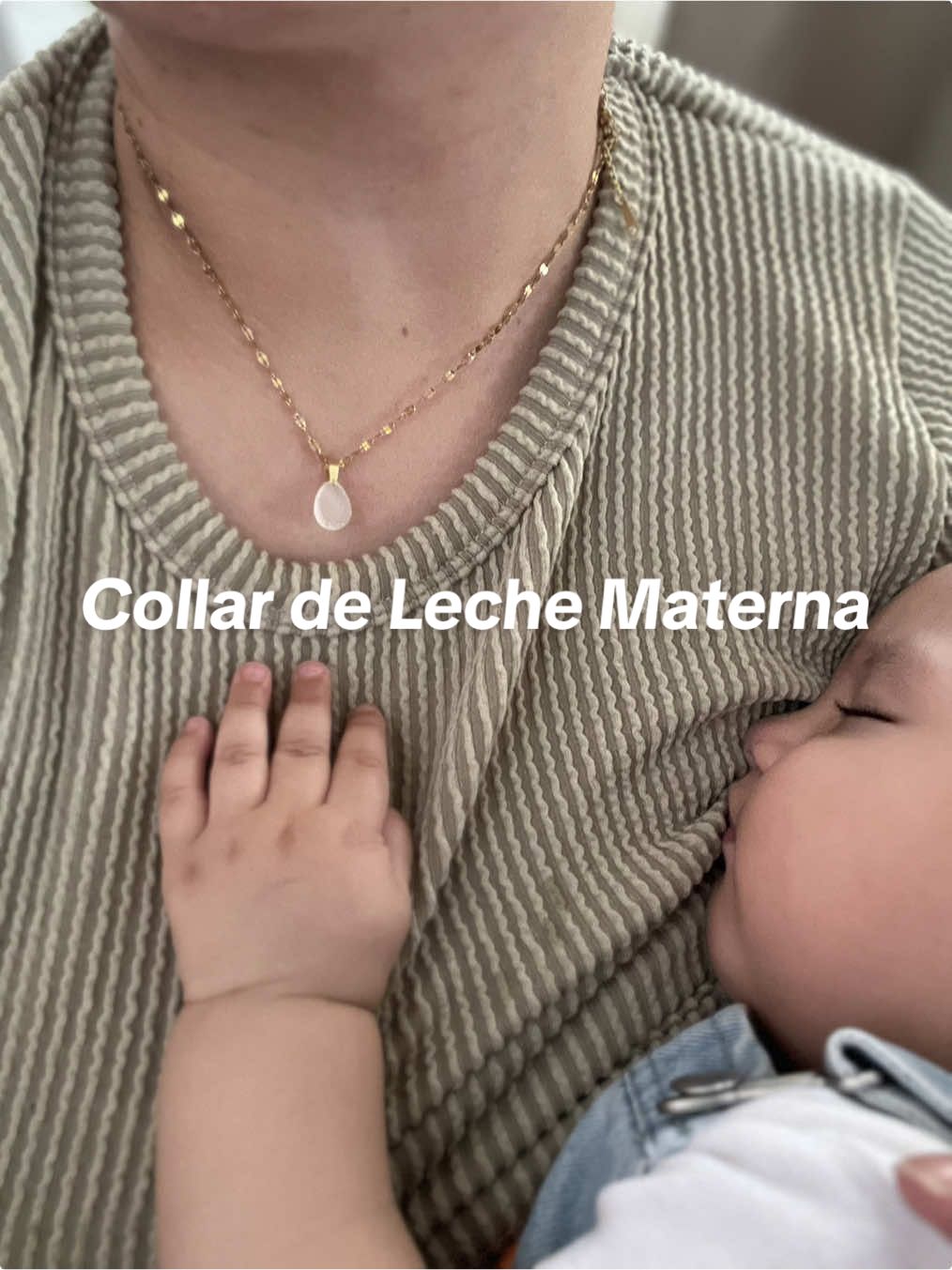 A post by @leslyoek on TikTok caption: Amooo lo hermoso y facil que es de hacerlos 🙌🏼🫶🏻🤍❕✨ Su cuenta en insta es: @ destellosdeamor #collarlactancia #lactanciamaterna #parati #fypシ゚ #Viral #maternidad #tutorial 