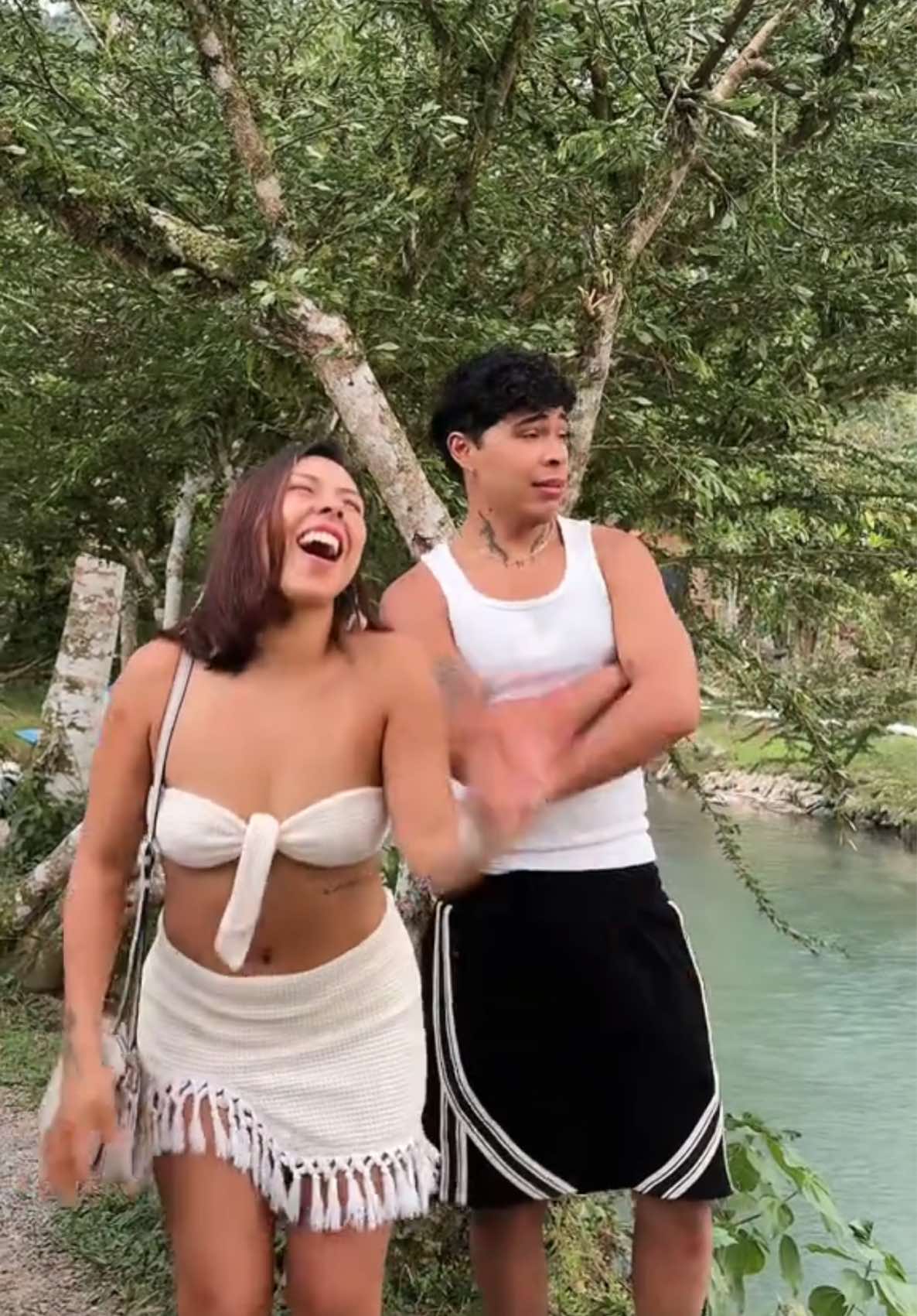 A post by @lossiblings_ on TikTok caption: Por fin lo hicimos en la selva, estamos en TARAPOTO! 🌴🇵🇪