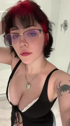 A post by @bunn13jpg on TikTok caption: WHAT THE FUCK IS THAT NOISE