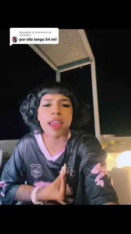 A post by @honey__perez on TikTok caption: Respuesta a @wtzsofi01 Una chica goOd gd gd💗🎶🎀 #tiktokk #live #magia 