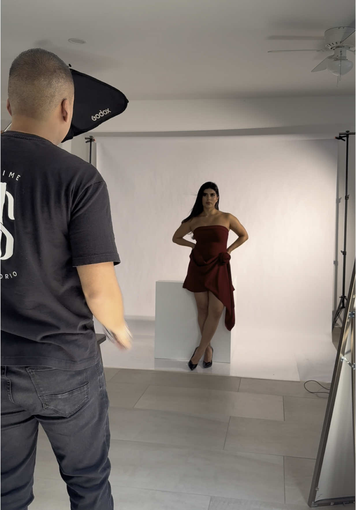 A post by @fatimajaime_oficial on TikTok caption: Me encantaron las fotos ❤️🙈 #parati #viral #fyp #fatimajaime✨ 
