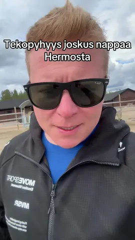 A post by @sampokaulanen on TikTok caption: Tiäkkö ilmiön ku parempi kansalainen opasta sinua?