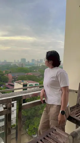 A post by @kayt79 on TikTok caption: တို့ရဲ့ချစ်သူချောရဲ့လားလို့မေးလာရင်#trendingsong #ကေတီနဲ့ဆိုကတတ်စေရမယ် 