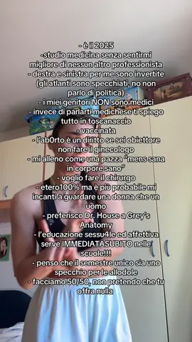 A post by @fake_piccini on TikTok caption: versione medicina #medicina 