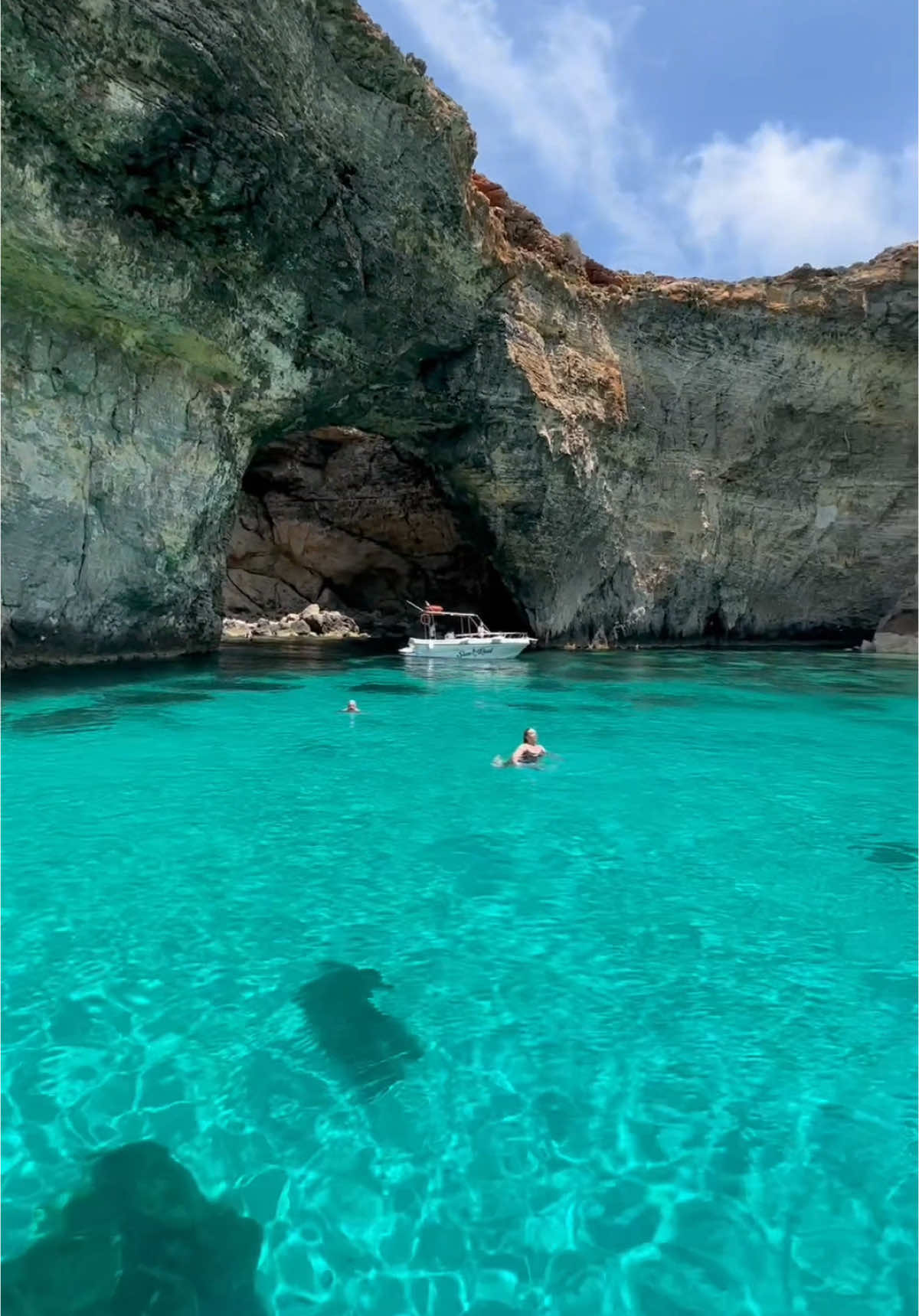 A post by @cosafareamalta on TikTok caption: #malta🇲🇹 #malta #maltatiktok #cosafareamdalta #festaamalta #maltaparty #zuramaltaparty #italia #italy🇮🇹 #italy #italiani #italianiallestero #italianiamalta 