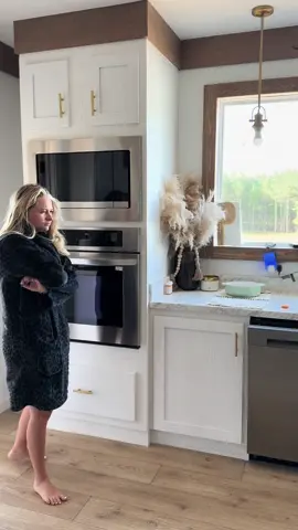 A post by @kylieapitts on TikTok caption: Stank face all morning because my sleep last night was horrendous ☠️😩 #sahmlifestyle #ditl #momtent #badday #tiredness 