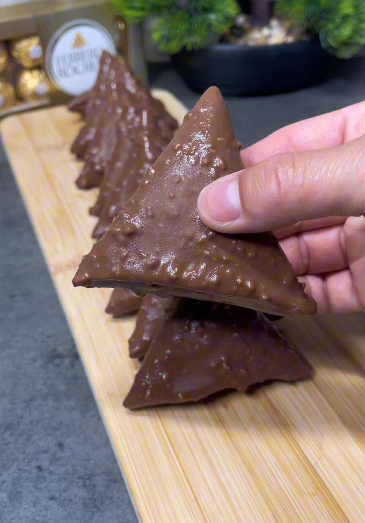 A post by @malcomsfood2 on TikTok caption: Brick au Ferrero Rocher 🍫 #ferrerorocher #nutella #brick #dessert #desserts #manger #chocolat #recette #recettes #chocolate #ideerecette #cuisine #humour #food #kinderbueno 