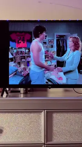 A post by @babyyou30 on TikTok caption: #onthisday #fyp #netflix #movieclips🎬 #funnyvideos #movie 
