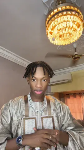 A post by @seydoucheofficiel on TikTok caption: Ni fainai position 😂❤️? Aw bonne fête 🥳 