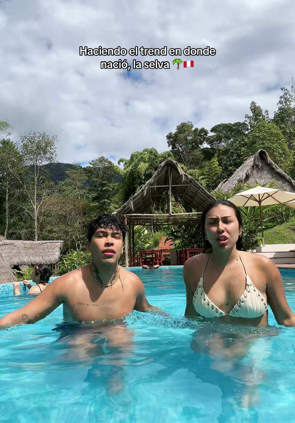 A post by @lossiblings_ on TikTok caption: Amamos demasiado nuestro pais 🥹🫶🏼