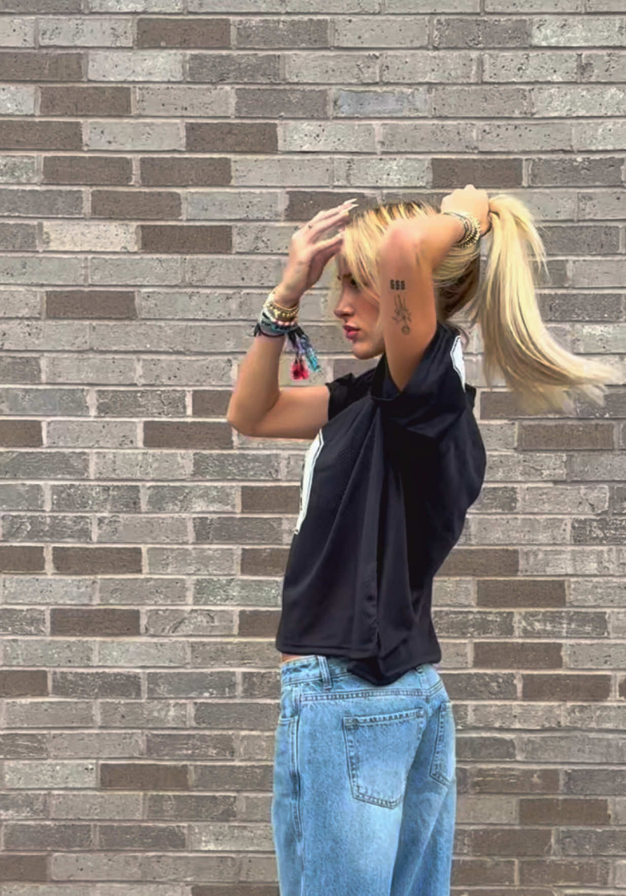 A post by @madi on TikTok caption: in nyc for gov ball with @pacsun #pacpartner 🍎 