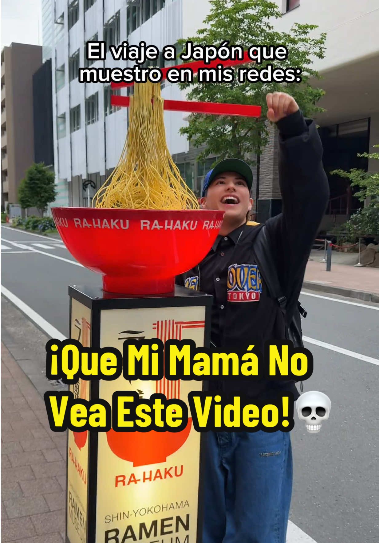A post by @oscaramau3 on TikTok caption: Ojalá mi mamá no vea este video… 💀 #otakulife #oniichan #japan #travel 