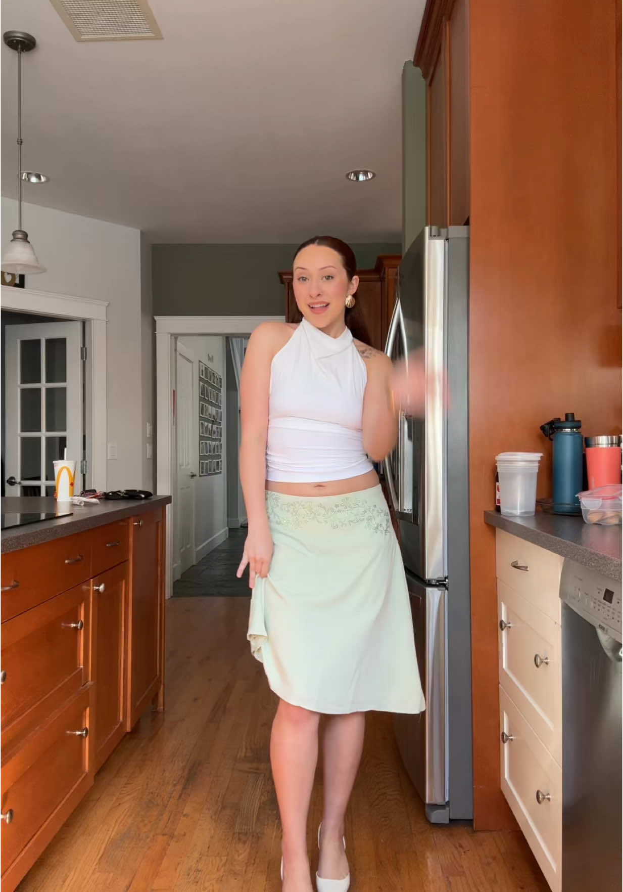 A post by @xobrooklynne on TikTok caption: carrie bradshaw was my outfit inspiration tbh// dc @Sam Morris 