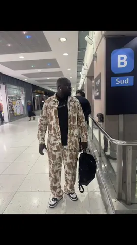 A post by @sackomaoula on TikTok