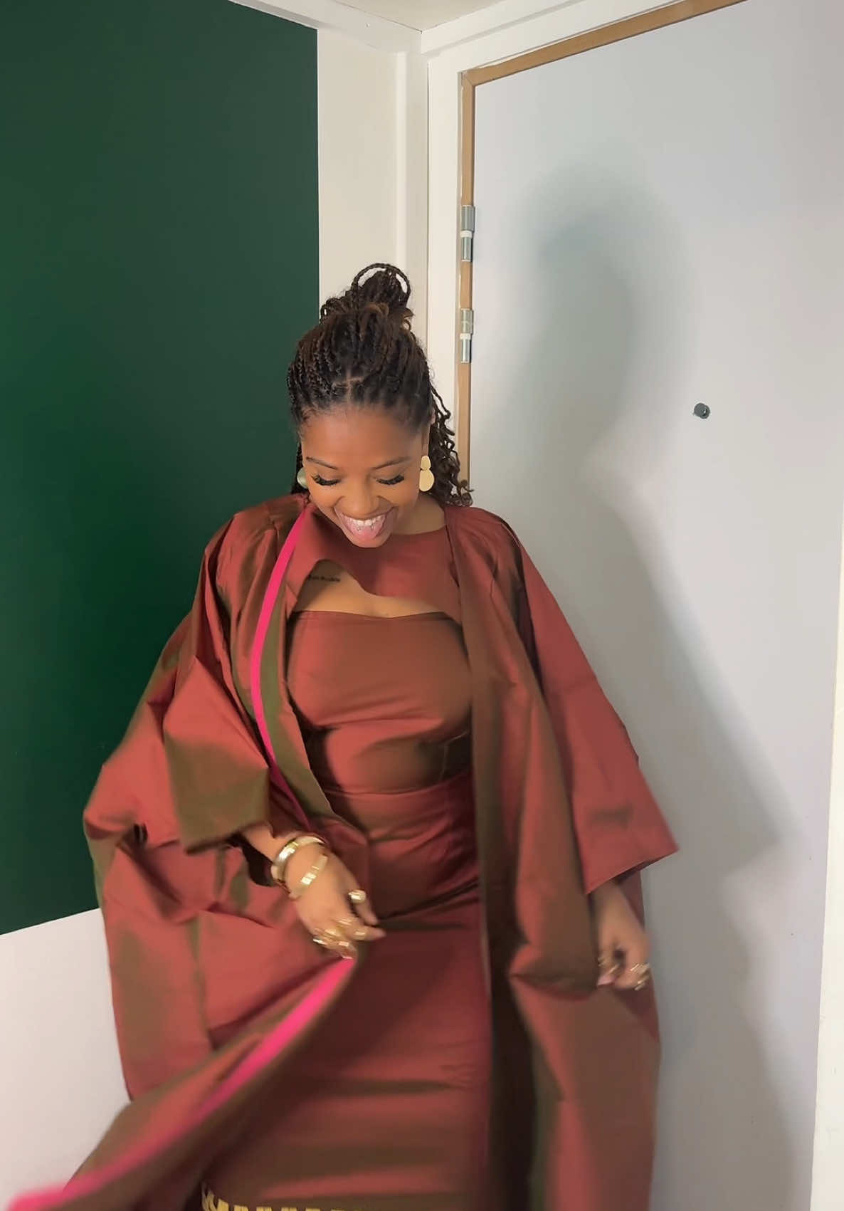 A post by @ on TikTok caption: 🫶🏾🇸🇳🇸🇳