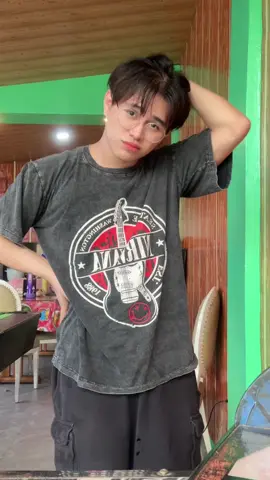 A post by @yanyandejesus1 on TikTok caption: I finally touched some grass 😂 dc: @lilis @Miko ࿔˚ 