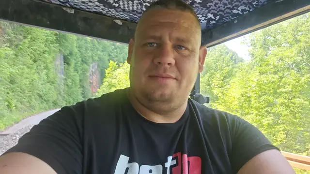 A post by @savovujadinovic on TikTok caption: @V E LJ O -V.D. 