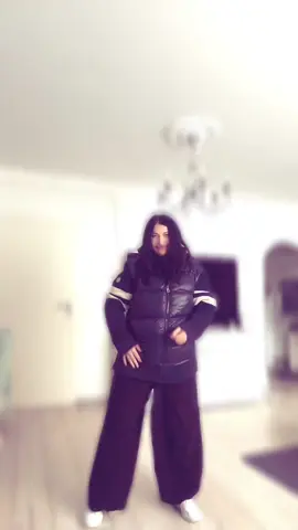A post by @222222_maia_222222 on TikTok