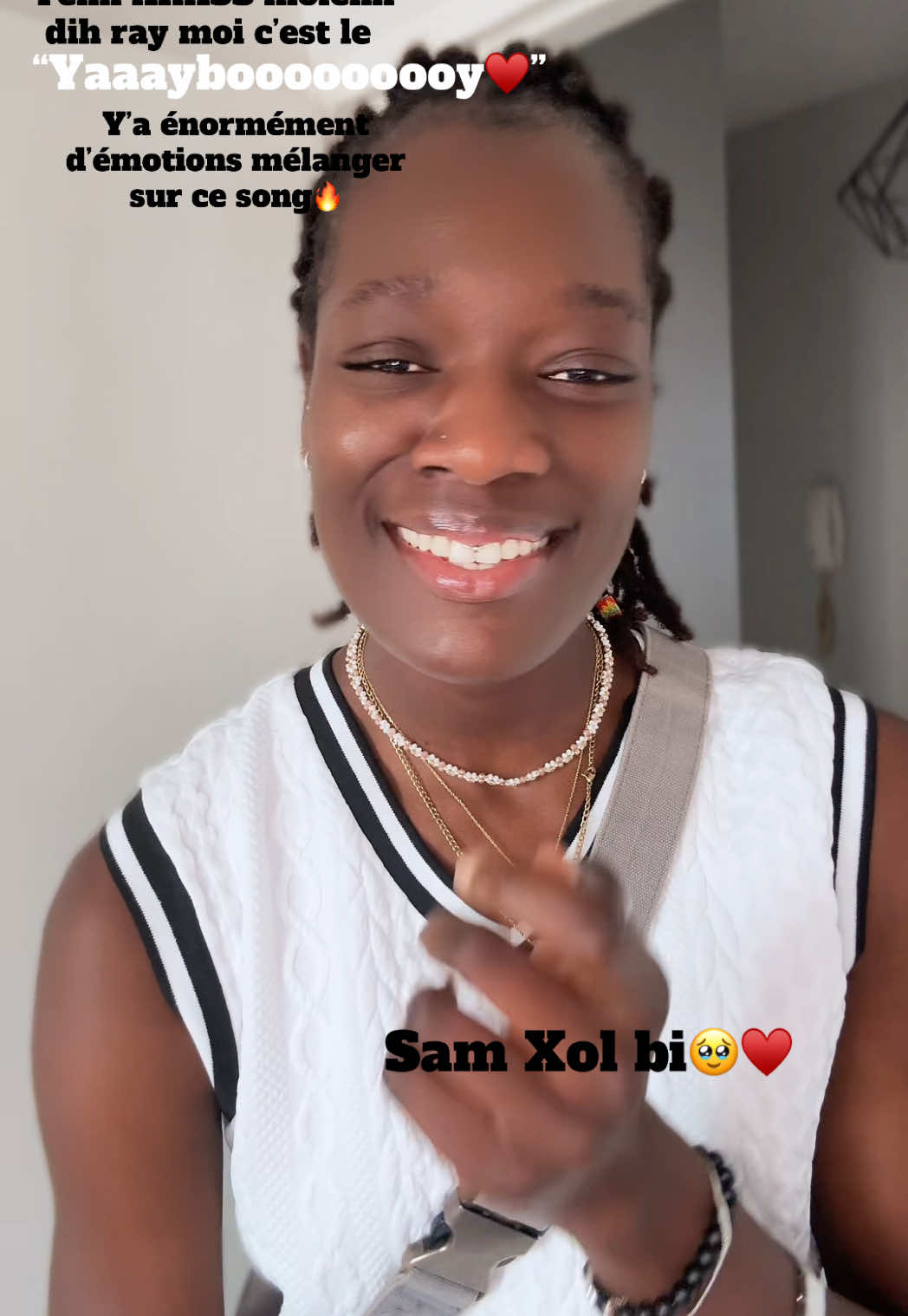 A post by @fatou_fajames27 on TikTok caption: 🥺💜 #senegalaise_tik_tok #ashethebest #arass #senegalaise_tik_tok🇸🇳pourtoichallenge #senegal #wally #sengaltiktoker🇸🇳 #miaguisse #wallyseckofficiel #vj 