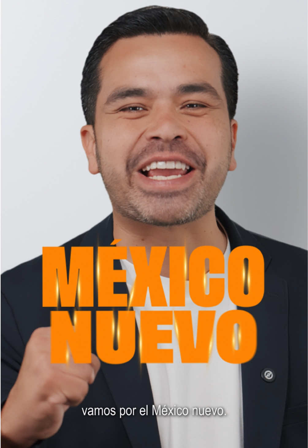 A post by @alvarezmaynez on TikTok caption: El #MéxicoNuevo 🇲🇽 es el proyecto que pone a las personas al centro y sus causas al frente. Gracias a ti y a tu confianza, nuestro movimiento sigue creciendo y ya es la alternativa con más fuerza en Veracruz, Durango, Puebla y todo México. 🍊