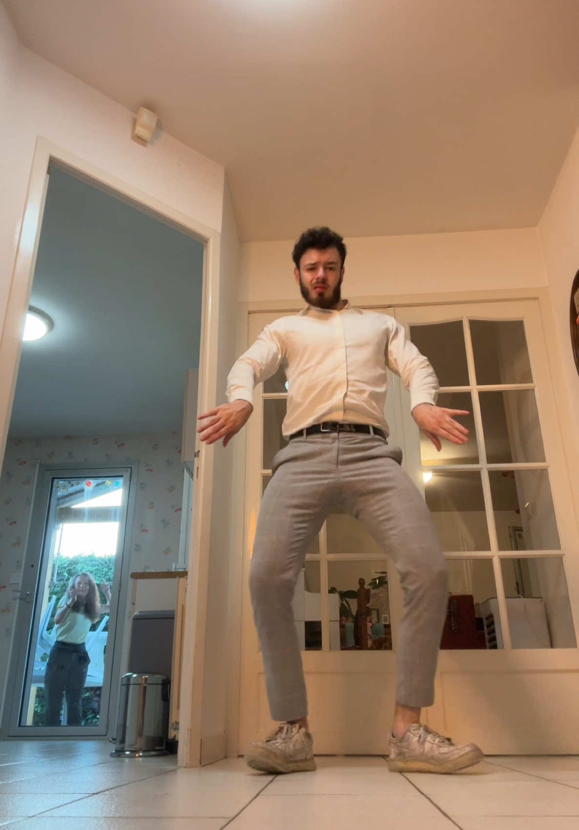 A post by @hugo.hilaire on TikTok caption: DIIIVE IN IT 🕺🏼