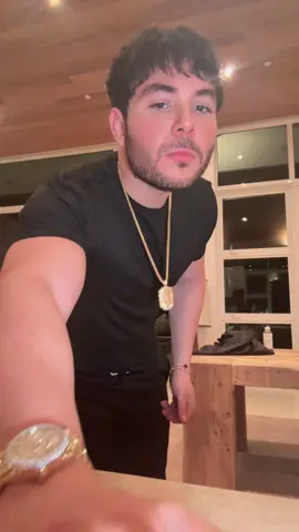 A post by @titodoublep on TikTok caption: DONDE ANDARÁ EL NETON 