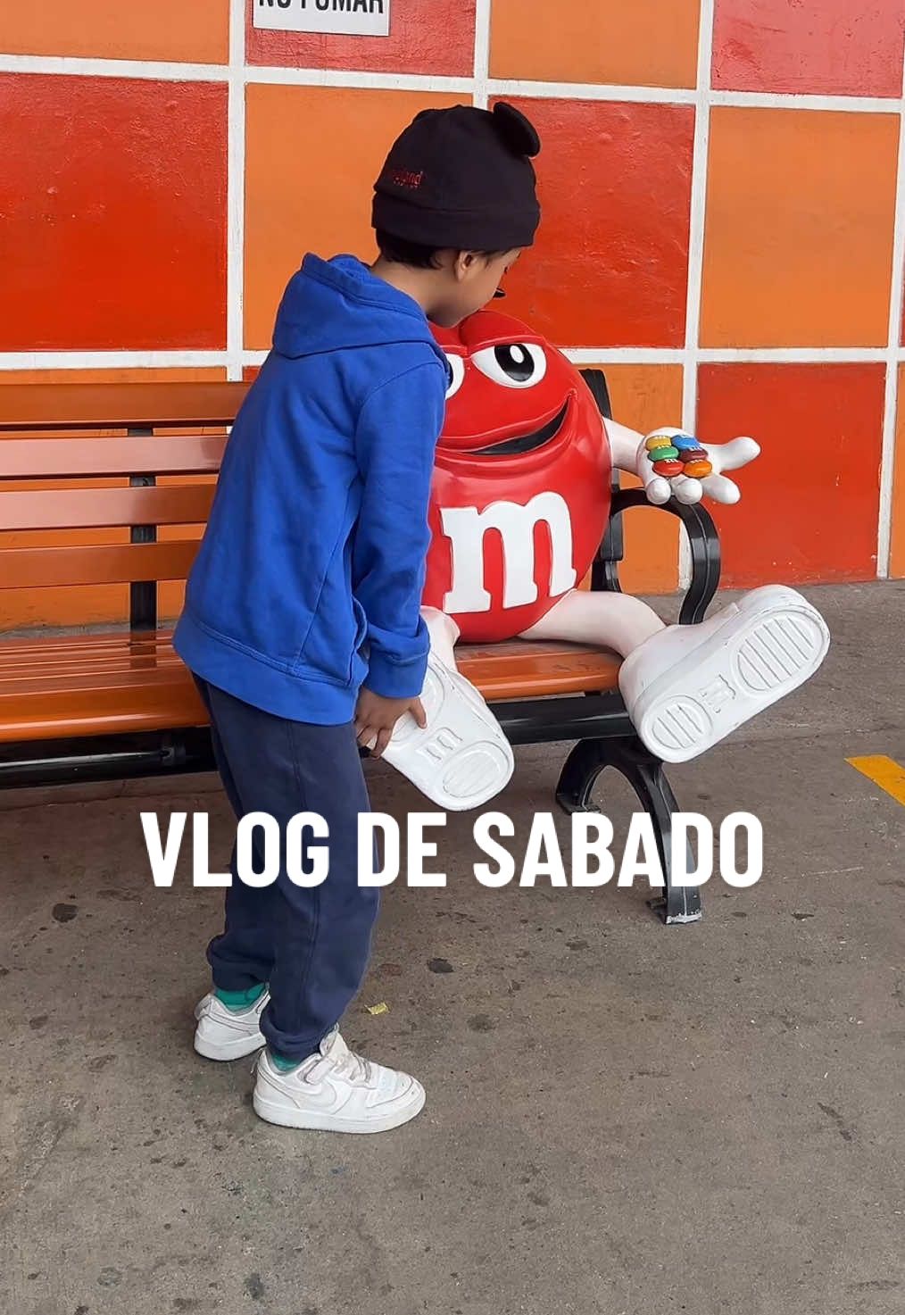 A post by @leslyoek on TikTok caption: Dia cansado pero productivo🫧🫶🏻🩹🤸🏻 siganme en insta:Leslyoek #parati #fyp #viral #vlog #vlogsdiarios #leslyoekvlogs #diaconmigo 
