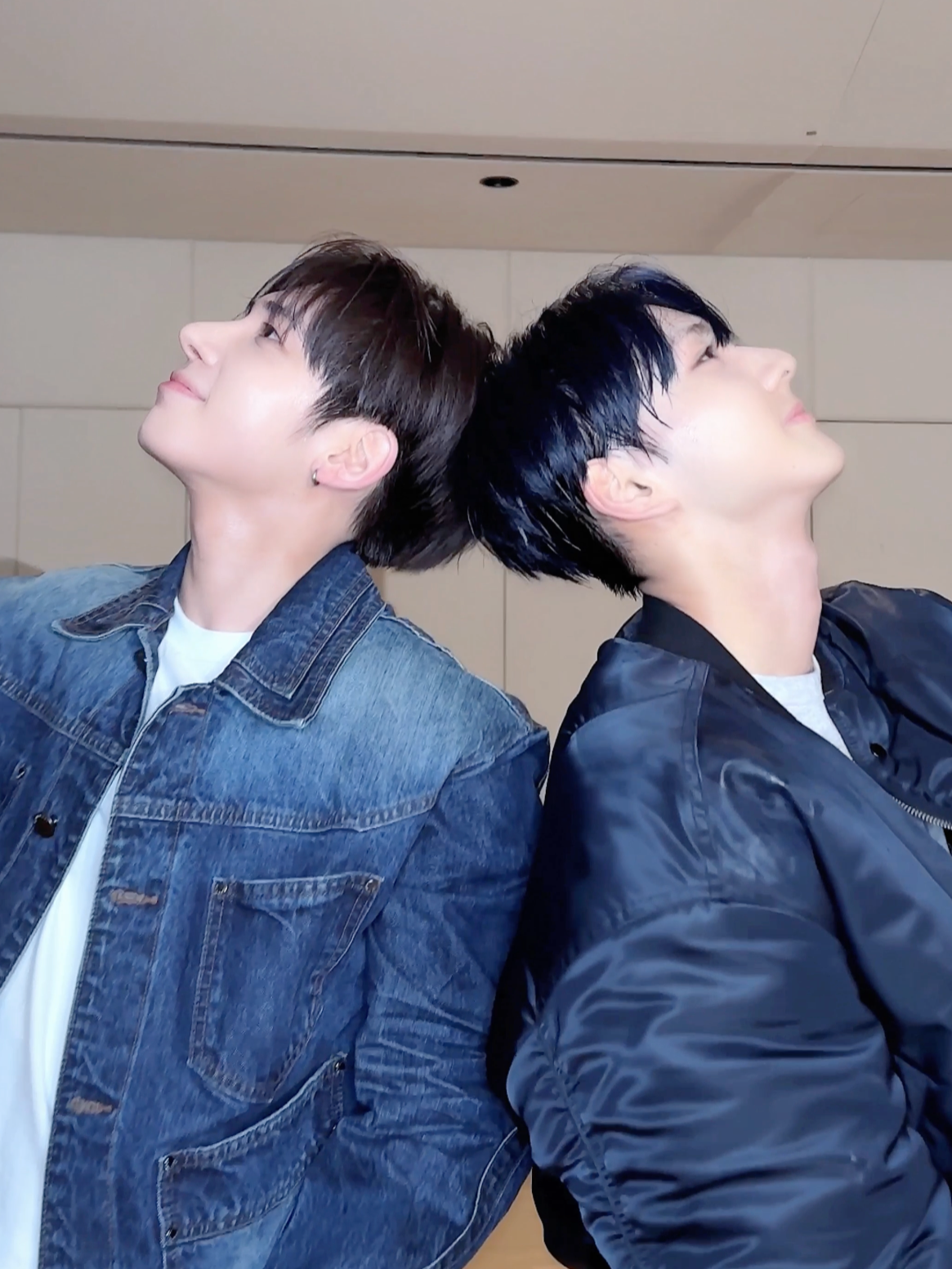 A post by @enhypen on TikTok caption: Tell me #BadDesire #WithorWithoutYou #TAEHYUN👼 & #JUNGWON😈 #투모루우바이투게더 #태현 #TOMORROW_X_TOGETHER #TXT #DESIRE_UNLEASH #ENHYPEN @txt.bighitent
