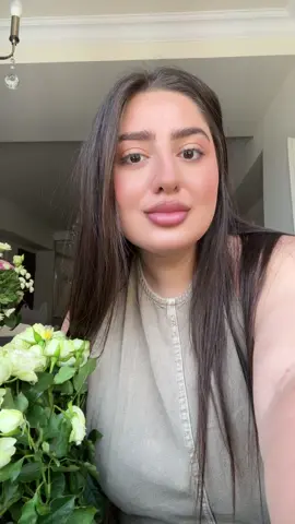 A post by @elenchsblog on TikTok