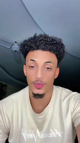 A post by @azmar_mohamed on TikTok caption: Qof anan ku bahnen haisku qasbin 🙏#fouryou #Viral #fyp #CapCut ❤️
