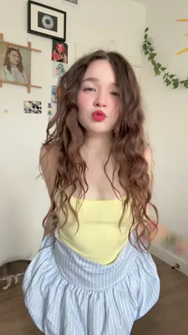 A post by @alyona_shvetz on TikTok