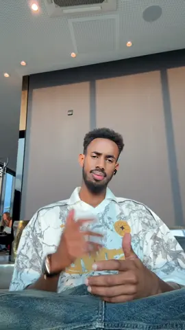 A post by @mustafemontana on TikTok caption: #somalitiktok #fyp #ciyaalxamar #qooqaagaqarnka @🇮🇹𝒜𝓃𝒾𝓈𝓈𝒶💍𝒜𝒷𝒹𝒾🇸🇴 