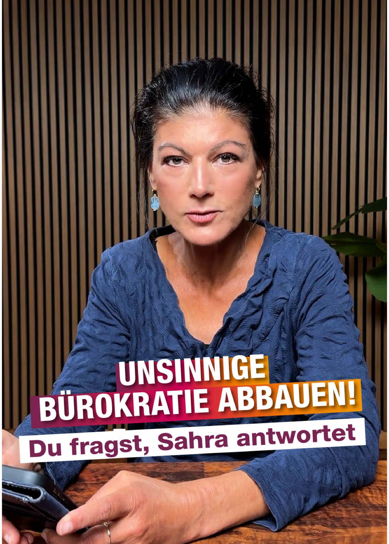 A post by @sahra.wagenknecht on TikTok caption: Wo würden Sie Bürokratie abbauen und Subventionen streichen? Du fragst, Sahra antwortet.  #bsw #wagenknecht #qa #bürokratie